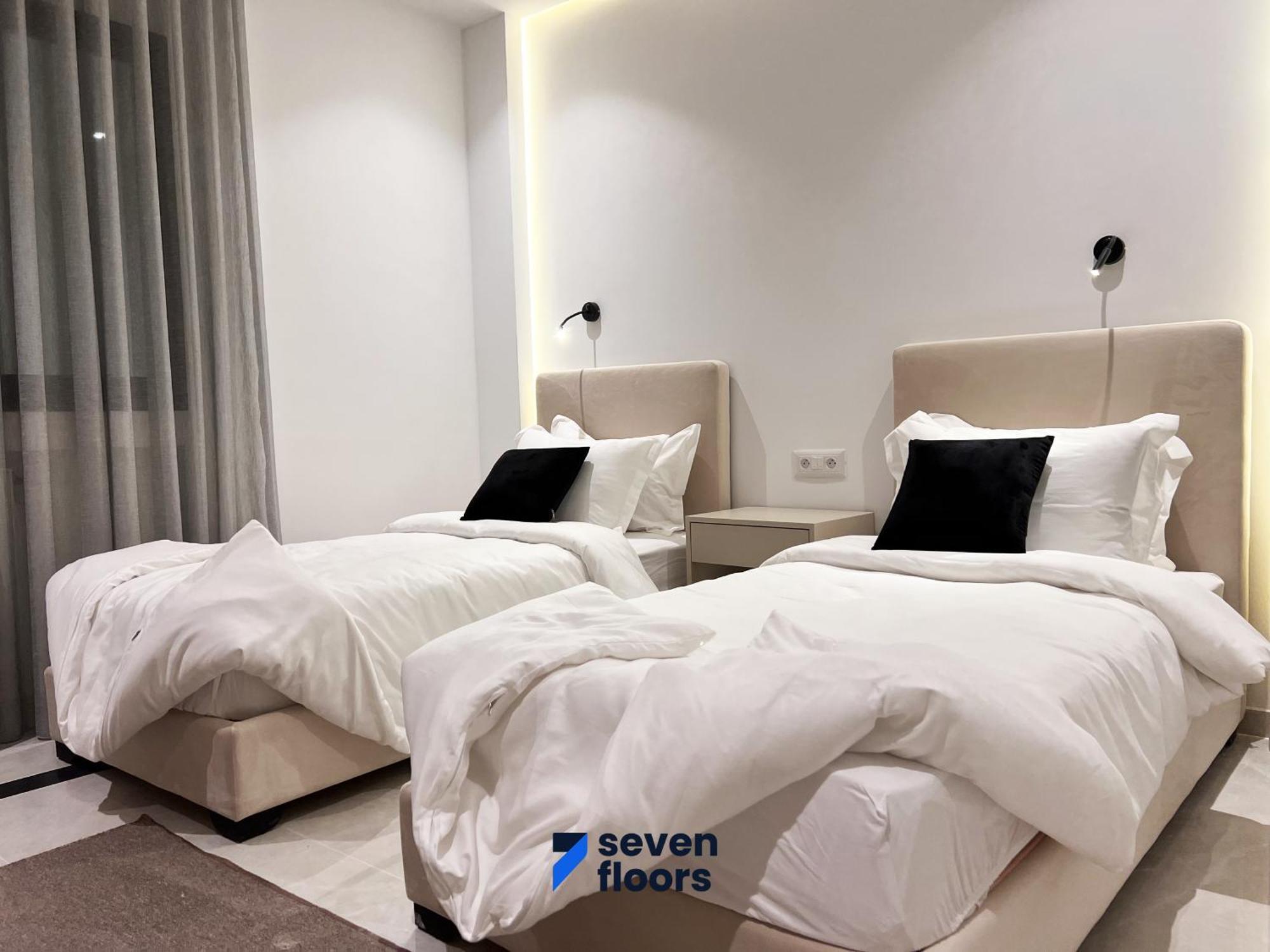 Seven Floors Aparthotel